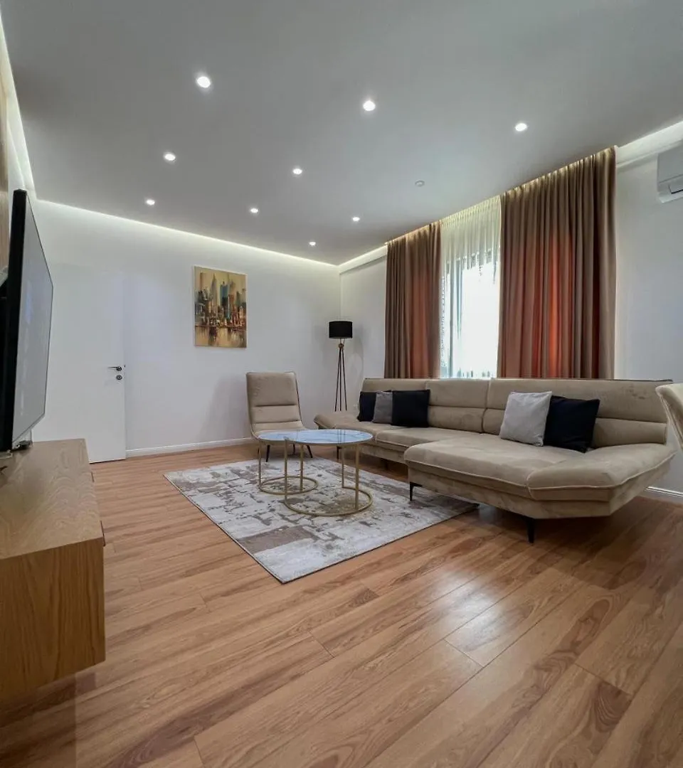 Lux Apartment At Arlis Tirana