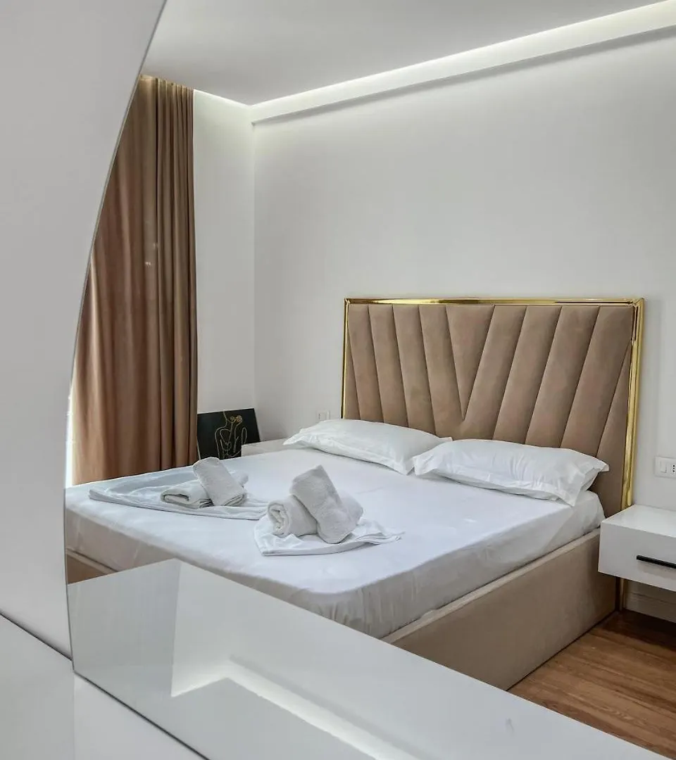 Lux Apartment At Arlis Tirana