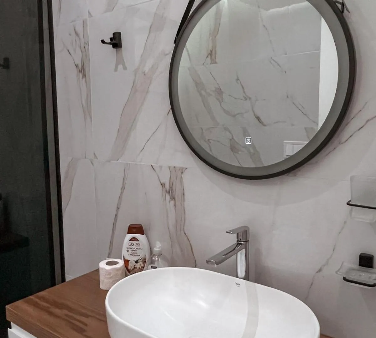 Lux Apartment At Arlis Tirana